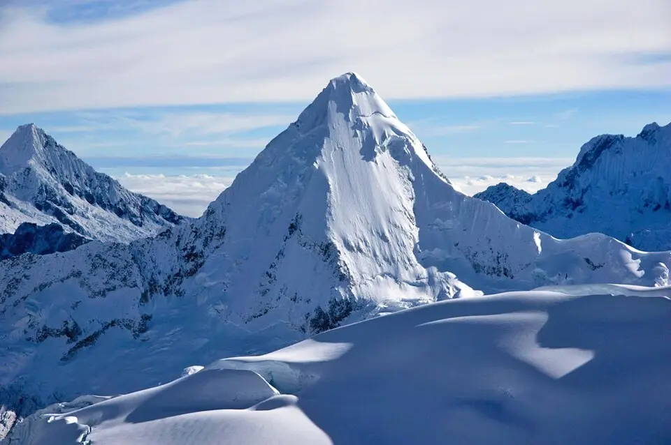 Nevado Artesonraju