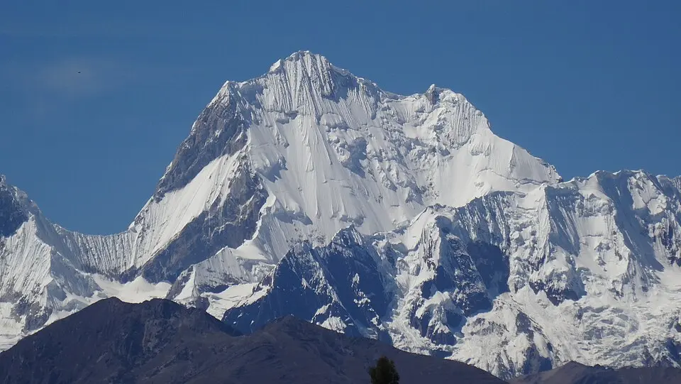 Nevado Yerupajá (Huayhuash)